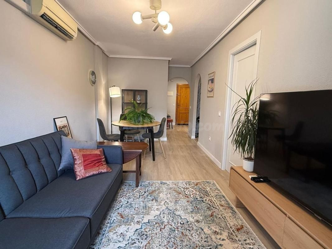 Apartamento 1 habitación 50m² en venta - Playa de los locos - foto 2