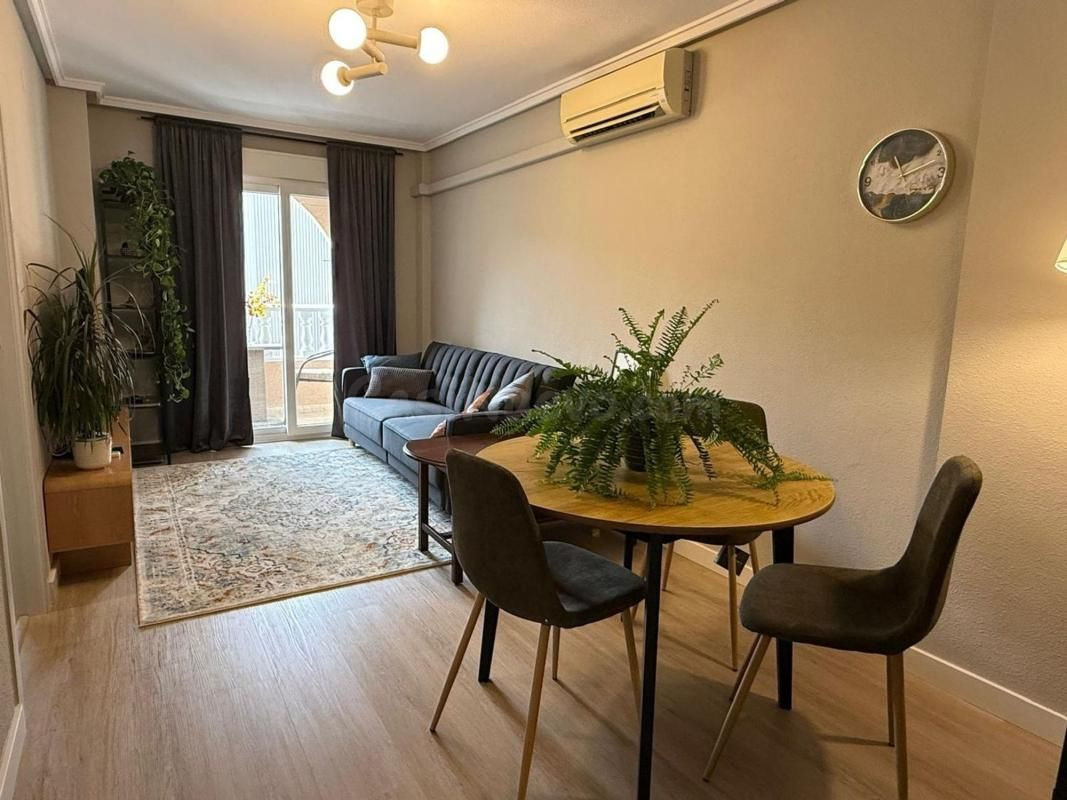 Apartamento 1 habitación 50m² en venta - Playa de los locos - foto 3