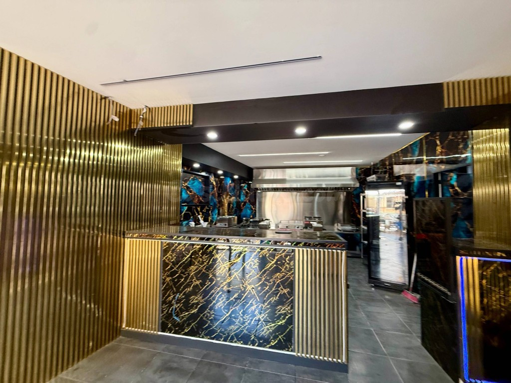 Local comercial en Venta en Mijas Málaga - foto 2