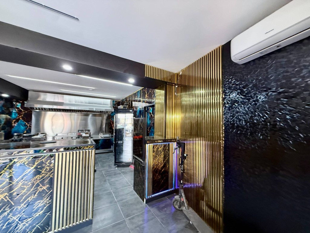 Local comercial en Venta en Mijas Málaga - foto 4