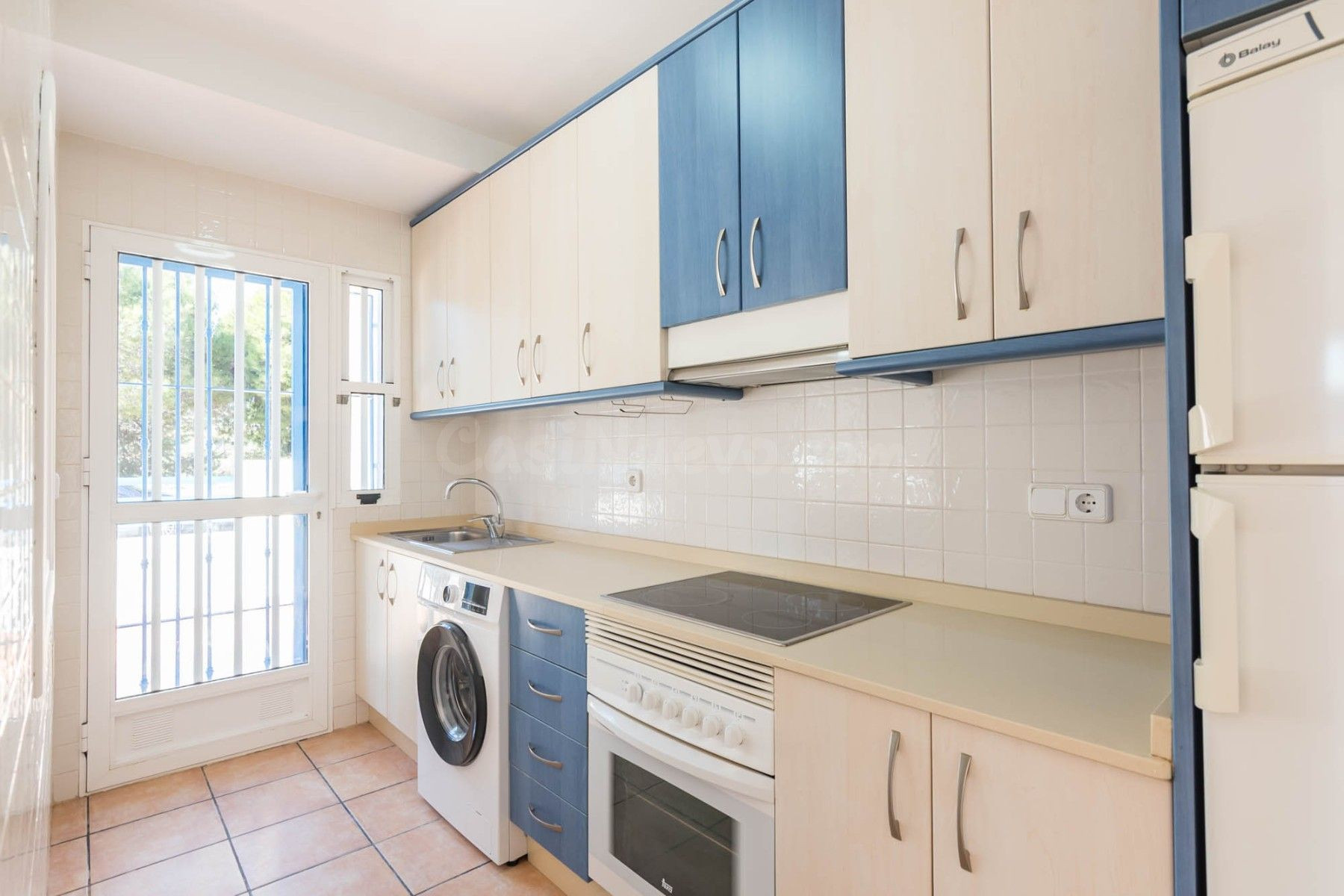 Casa 3 habitaciones 103m² en venta - Roda - foto 4