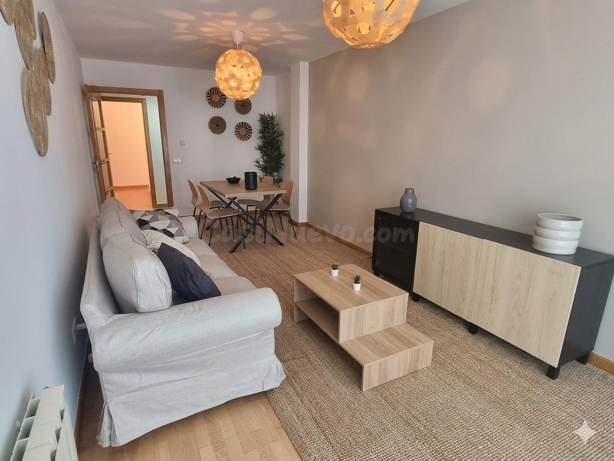 PISO DE 3 habitaciones CON GRAN TERRAZA DE 38 M2, GARAJE Y T