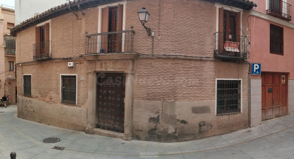 Casa castellana única en  el Casco Histórico de Toledo