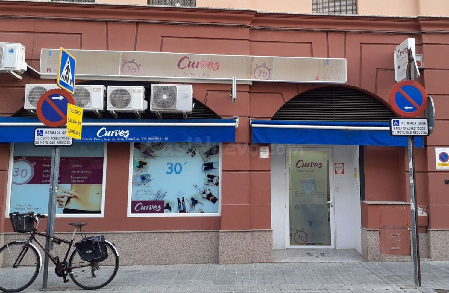 LOCAL COMERCIAL DISPONIBLE EN LA ZONA DE SAN JULIÁN