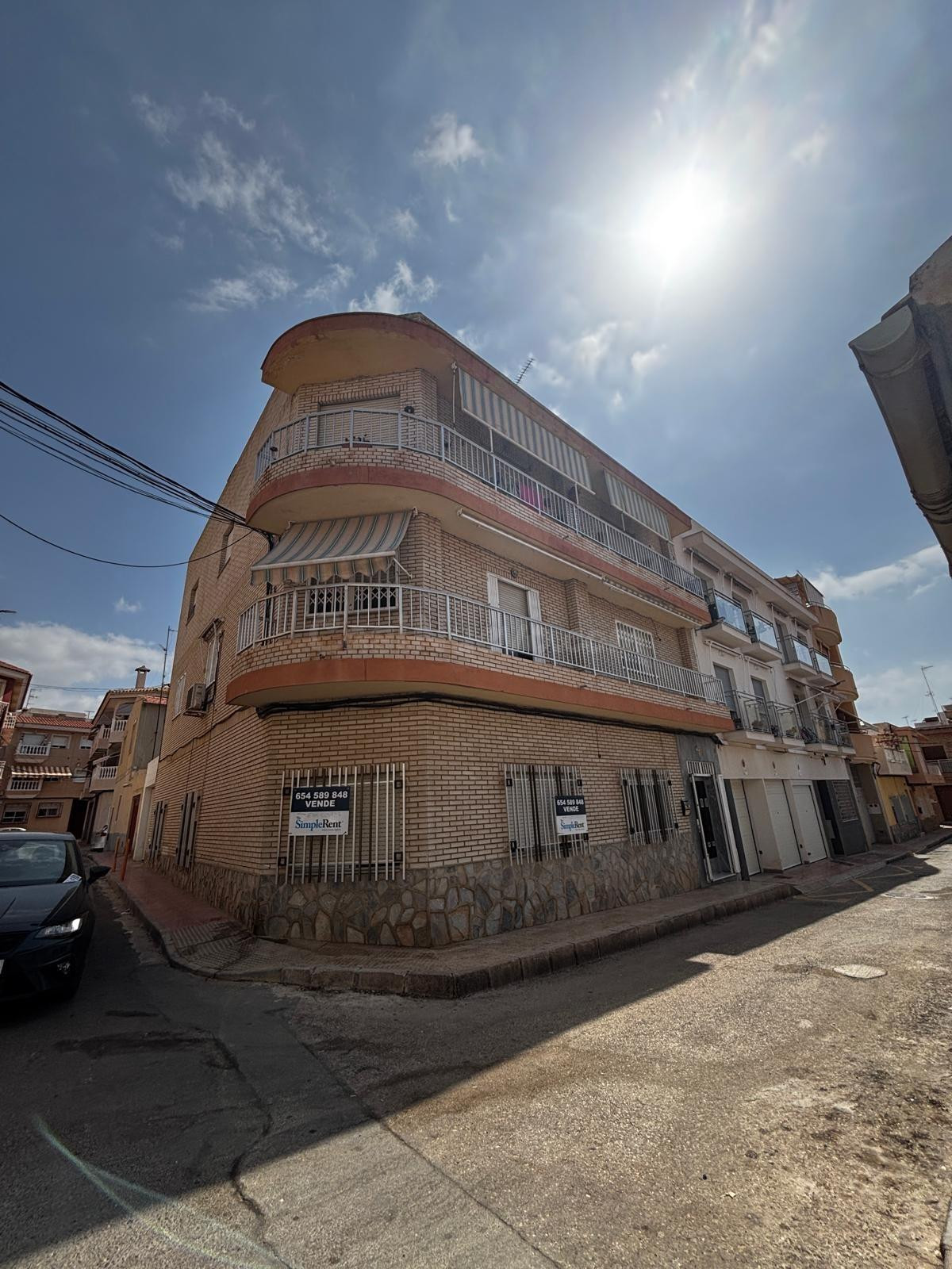 PISO EN PLANTA BAJA A 100M DEL PASEO