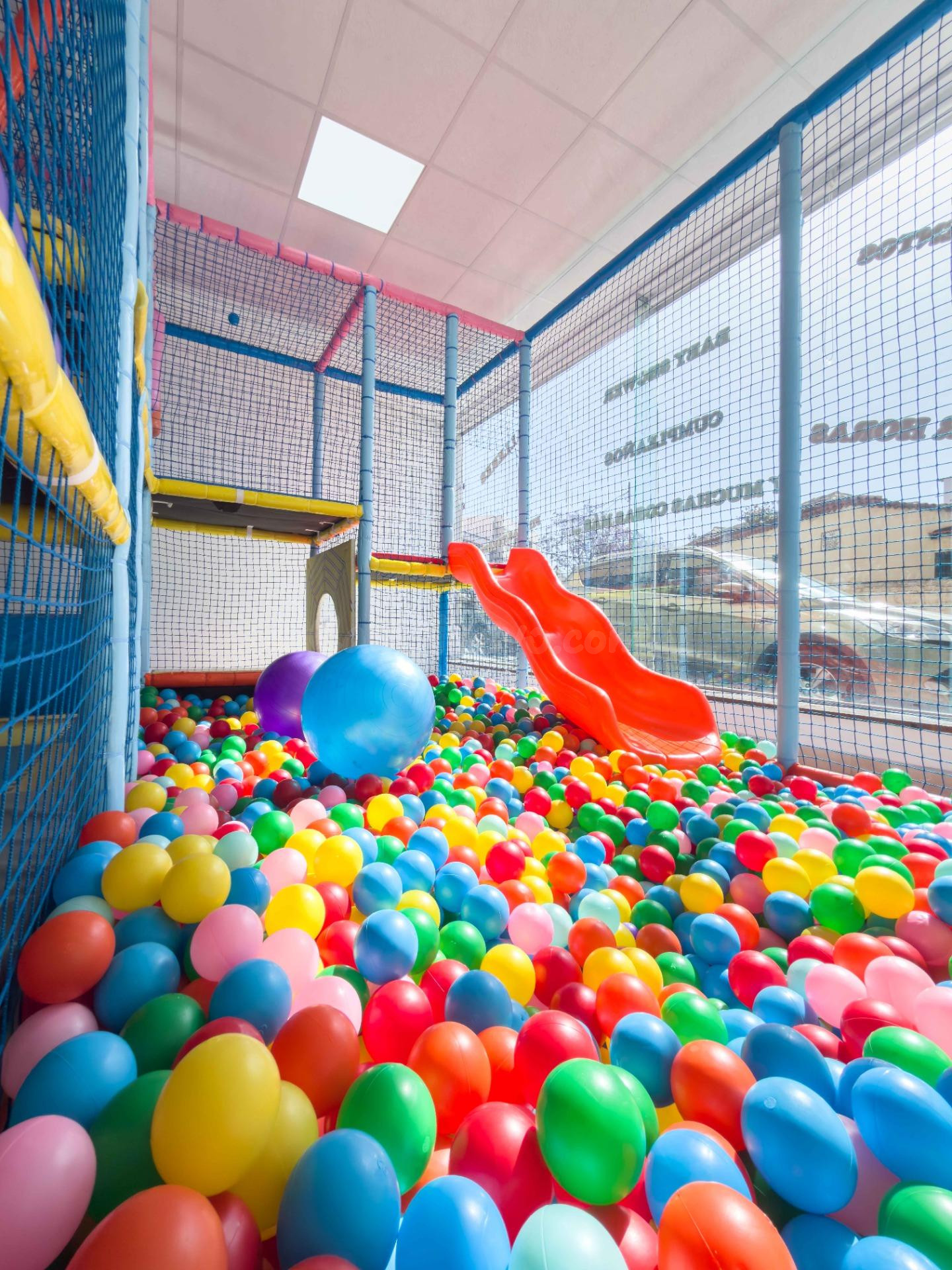 TRASPASO PARQUE INFANTIL