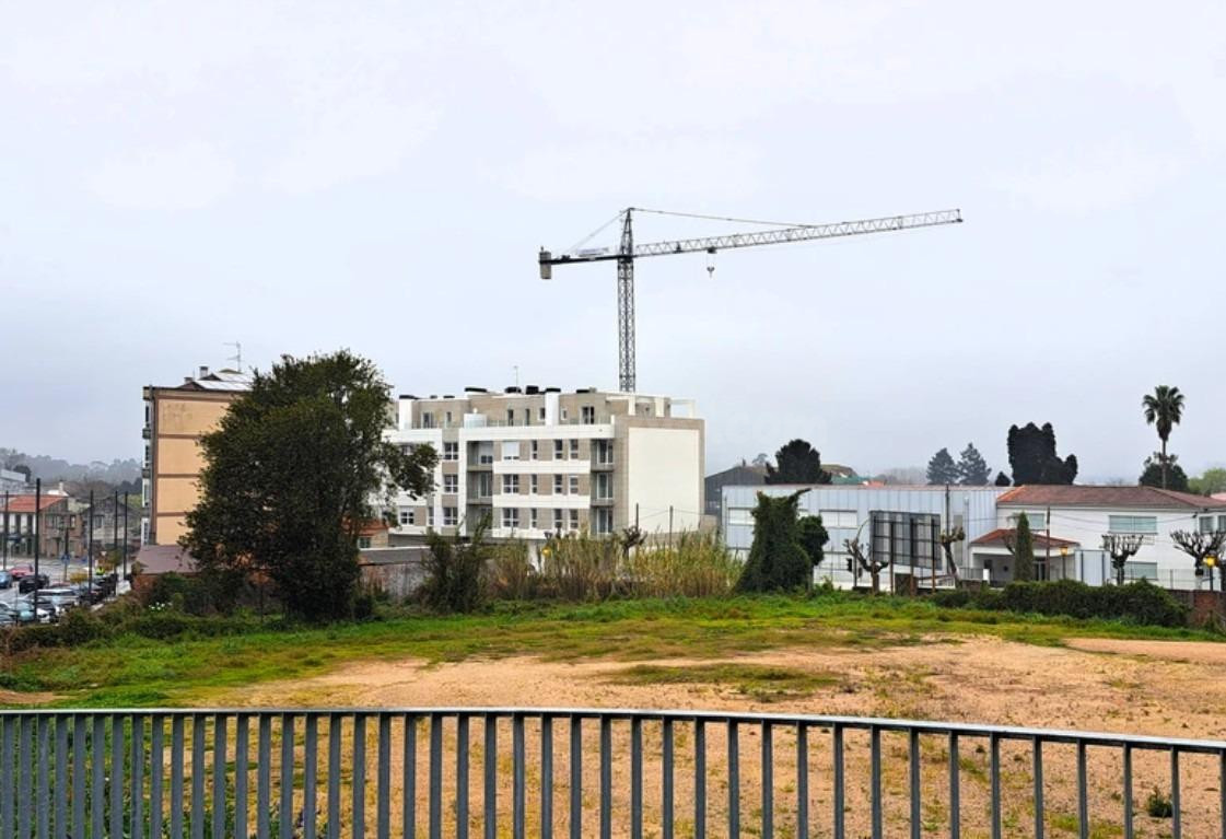 Parcela en venta en Avda. de la Concordia, Tui - foto 3