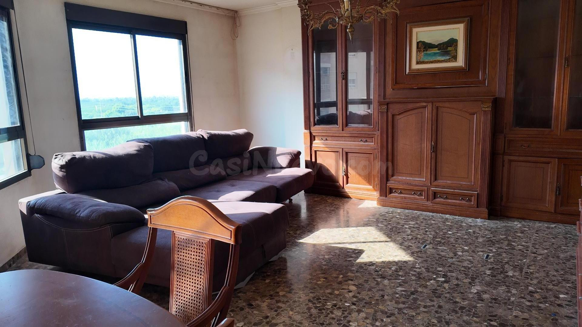 PISO EN OLIVA CON VISTAS DESPEJADAS - foto 2