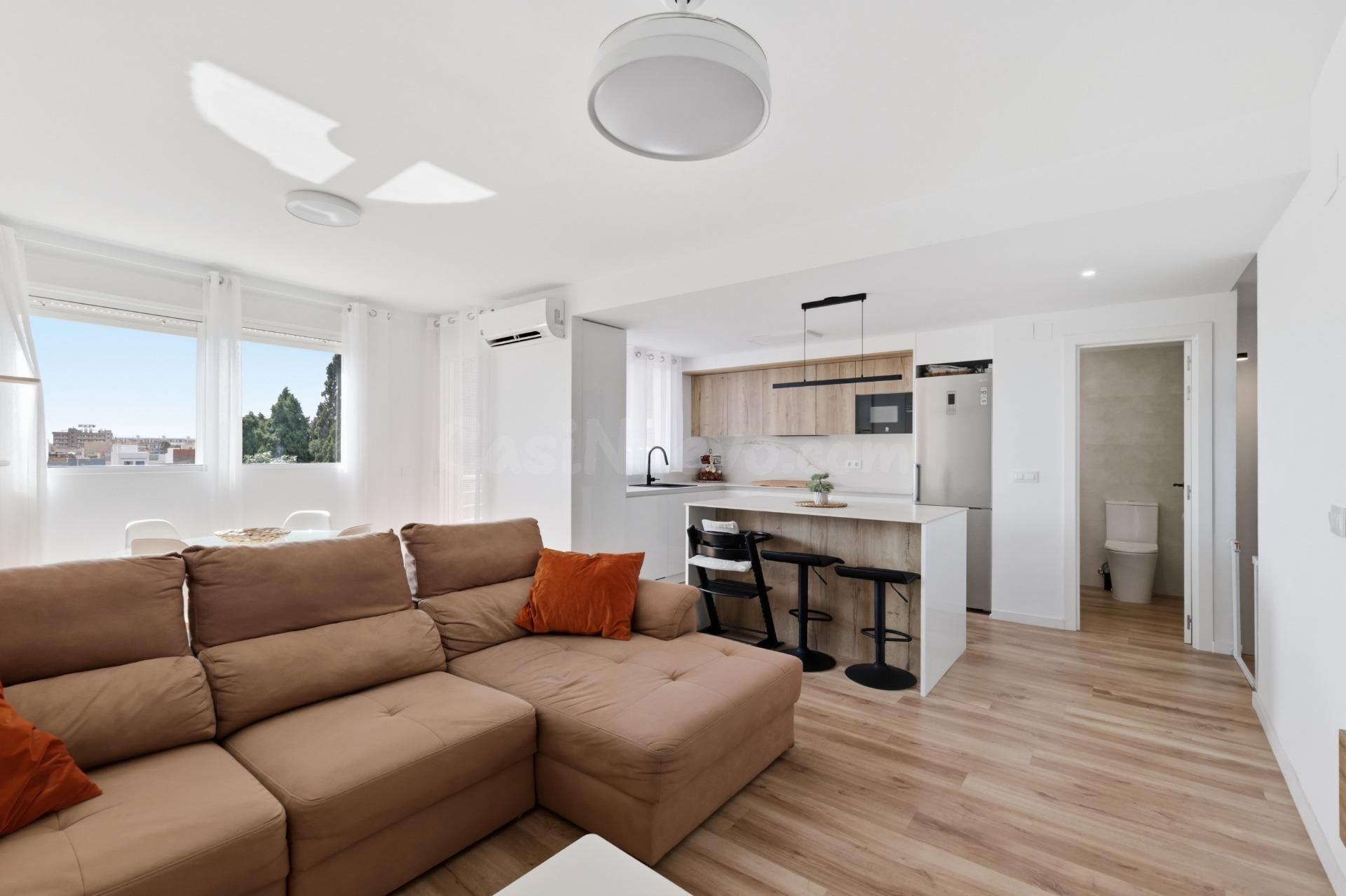 Dúplex reformado con garaje, terrazas y una espectacular zona de día en Puerto de Sagunto