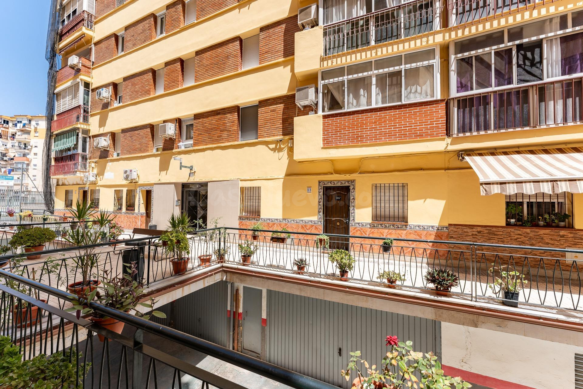 Piso 3 habitaciones, sexta planta Virgen de Belén - foto 2