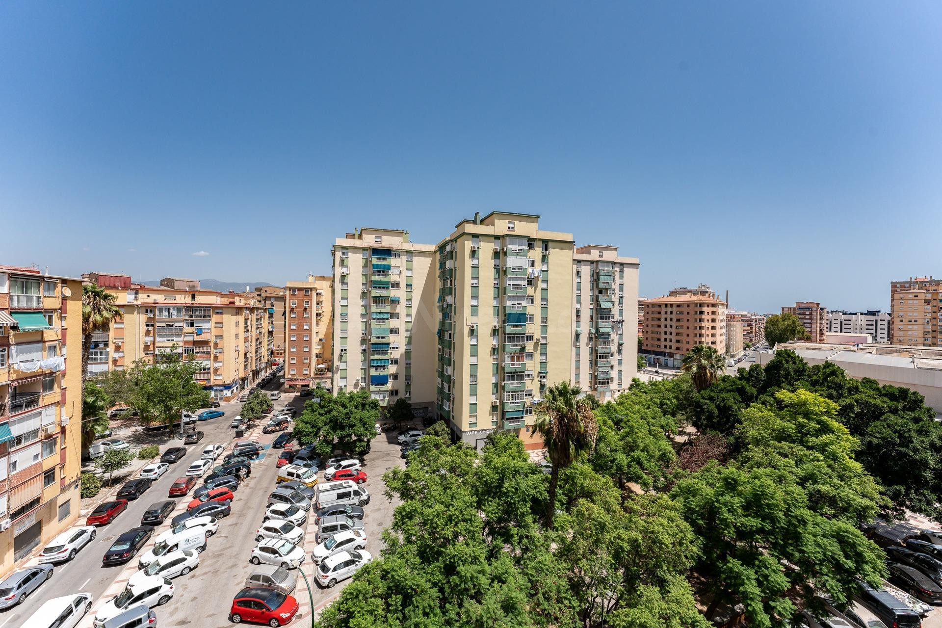 Piso 3 habitaciones, sexta planta Virgen de Belén - foto 4