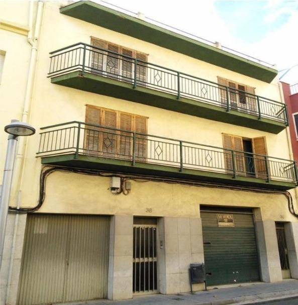 ¡Gran Oportunidad en La Canonja! Vivienda de 270m2 con Poten