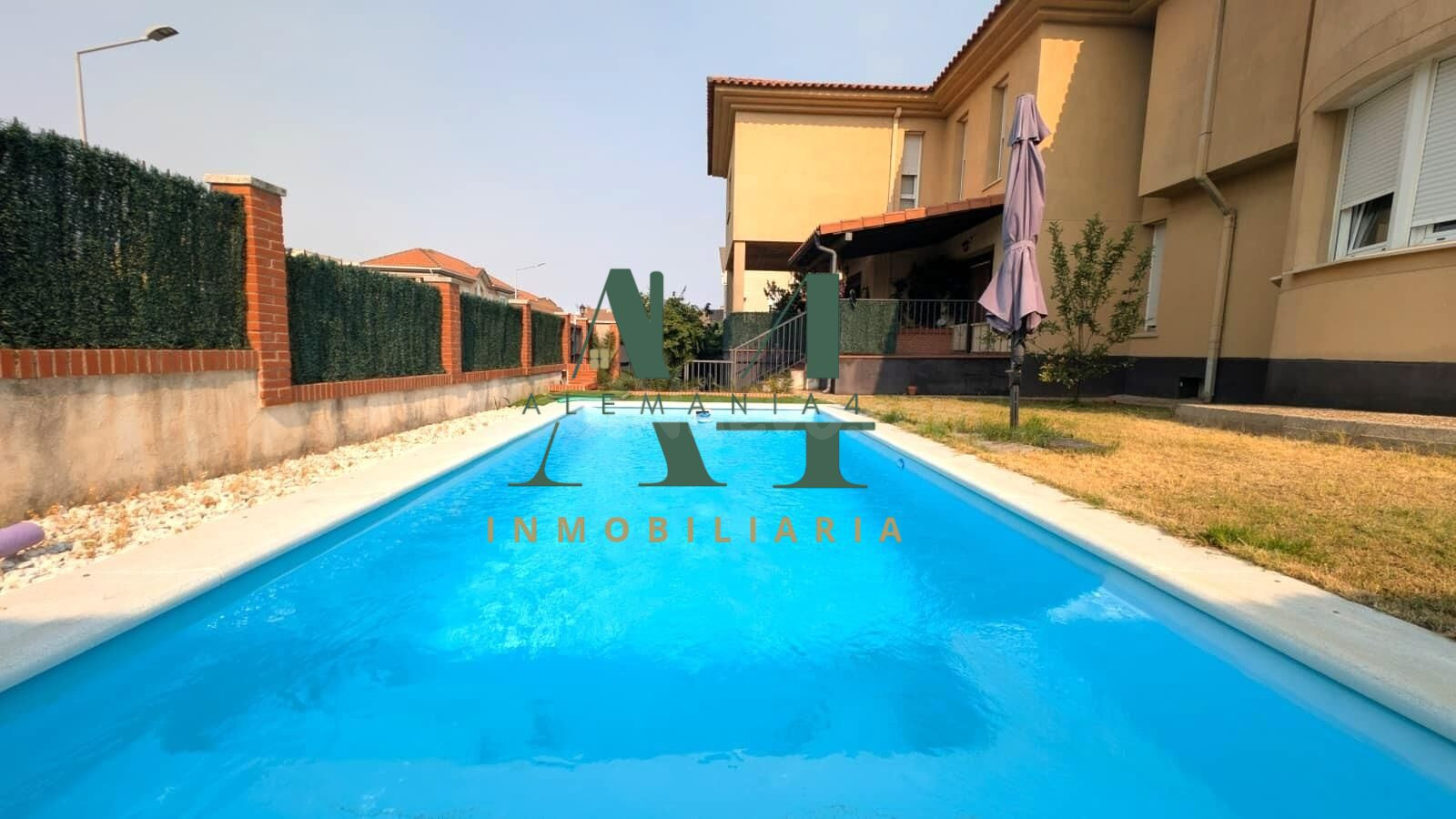 Exclusivo Chalet Reformado en Caceres - R-66 por 594.900€