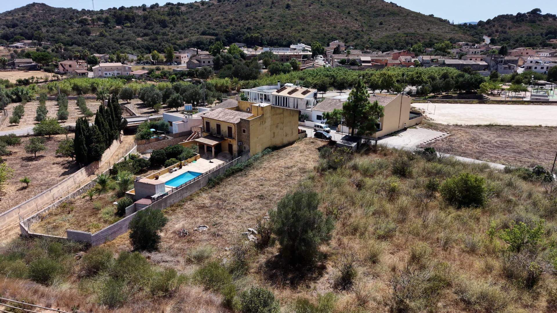 Terreno urbanizable en Son Carrio.