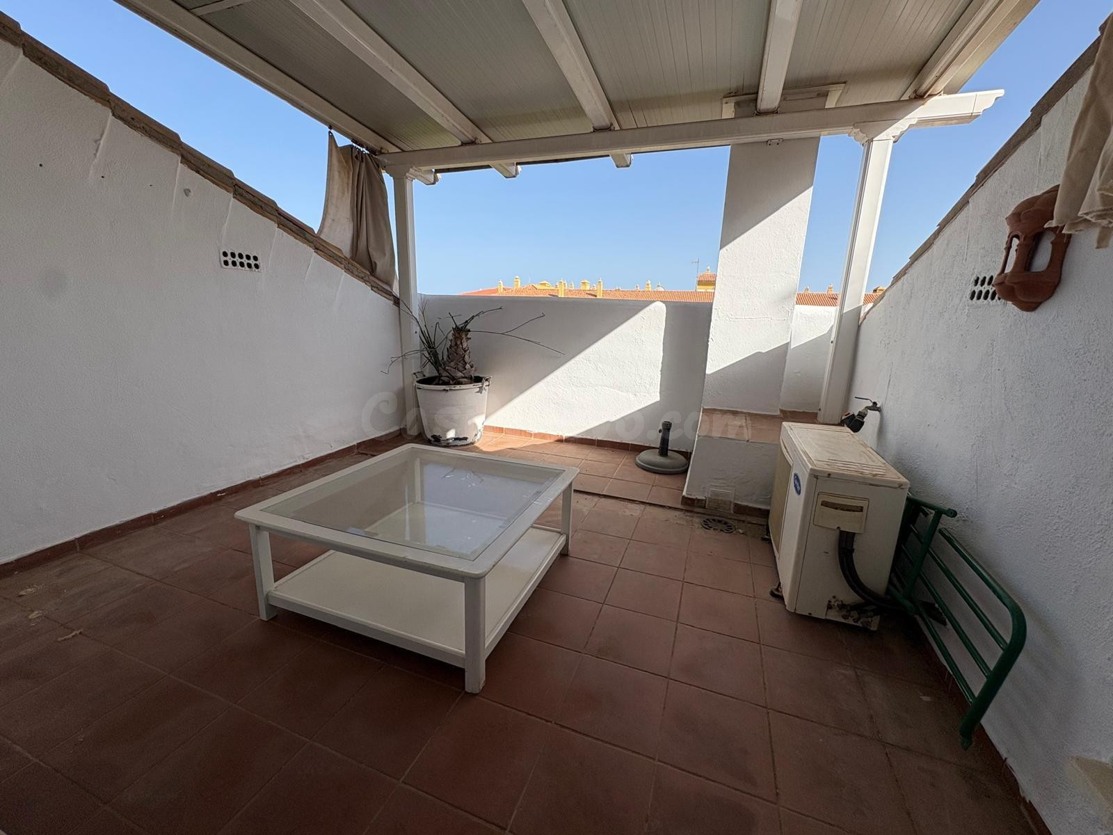 ÁTICO DÚPLEX · SAN PEDRO DE ALCÁNTARA · URBANIZACIÓN CON PIS - foto 4