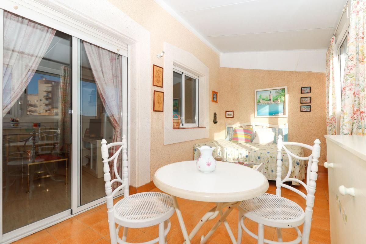 Apartamento 1 habitación 60m² en venta - torrevieja - foto 2