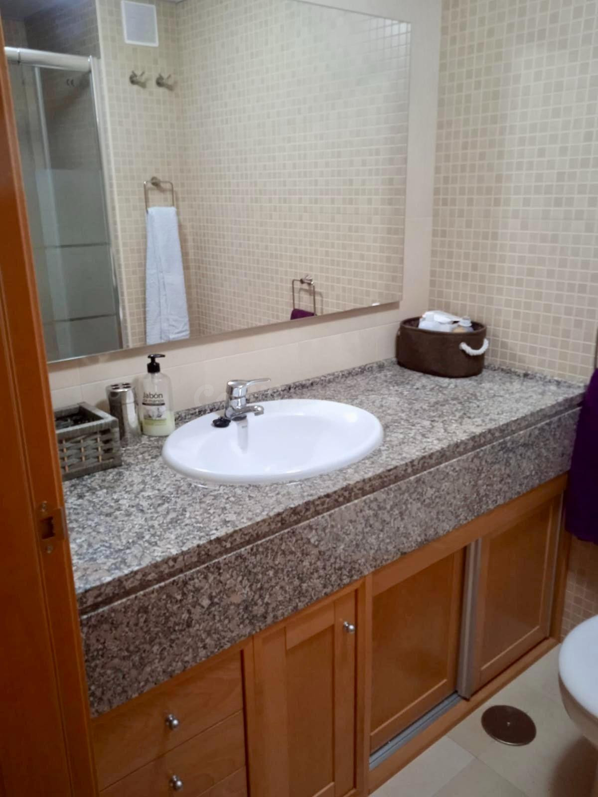 Apartamento con terraza y piscina junto al Golf de Playa Ser - foto 23