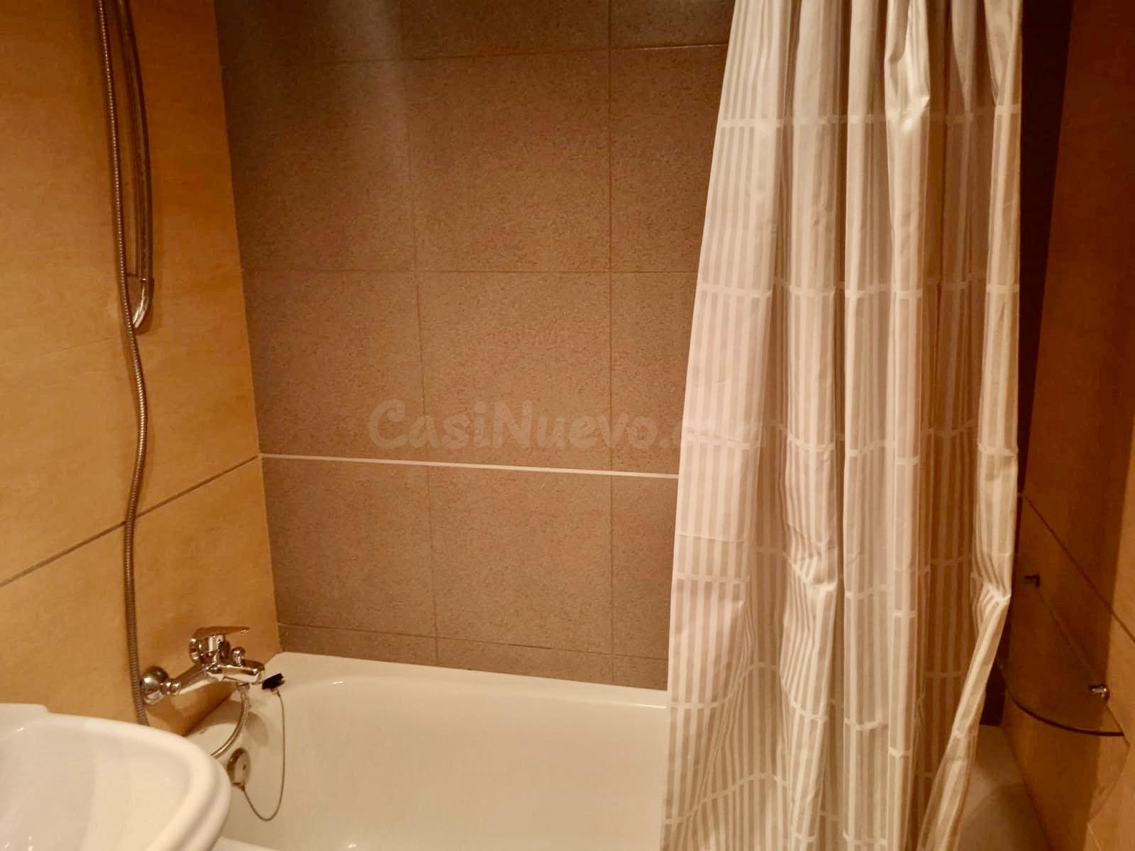 Apartamento con terraza y piscina junto al Golf de Playa Ser - foto 28