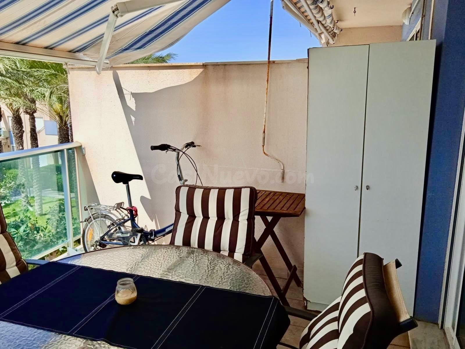 Apartamento con terraza y piscina junto al Golf de Playa Ser - foto 5