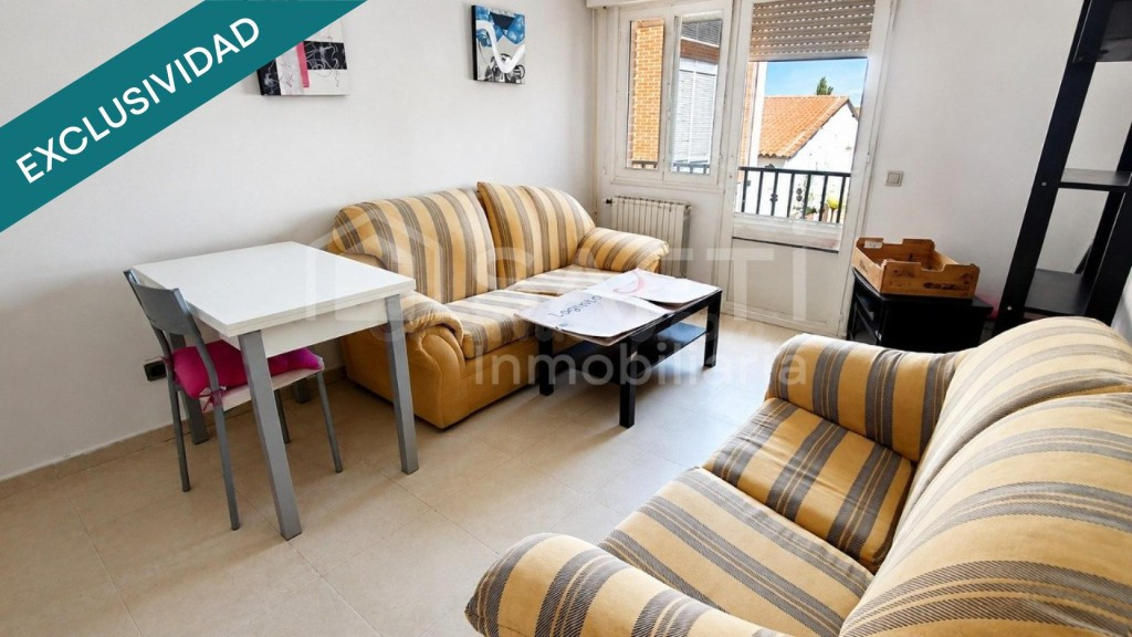 Piso de 2 habitaciones con potencial de reforma