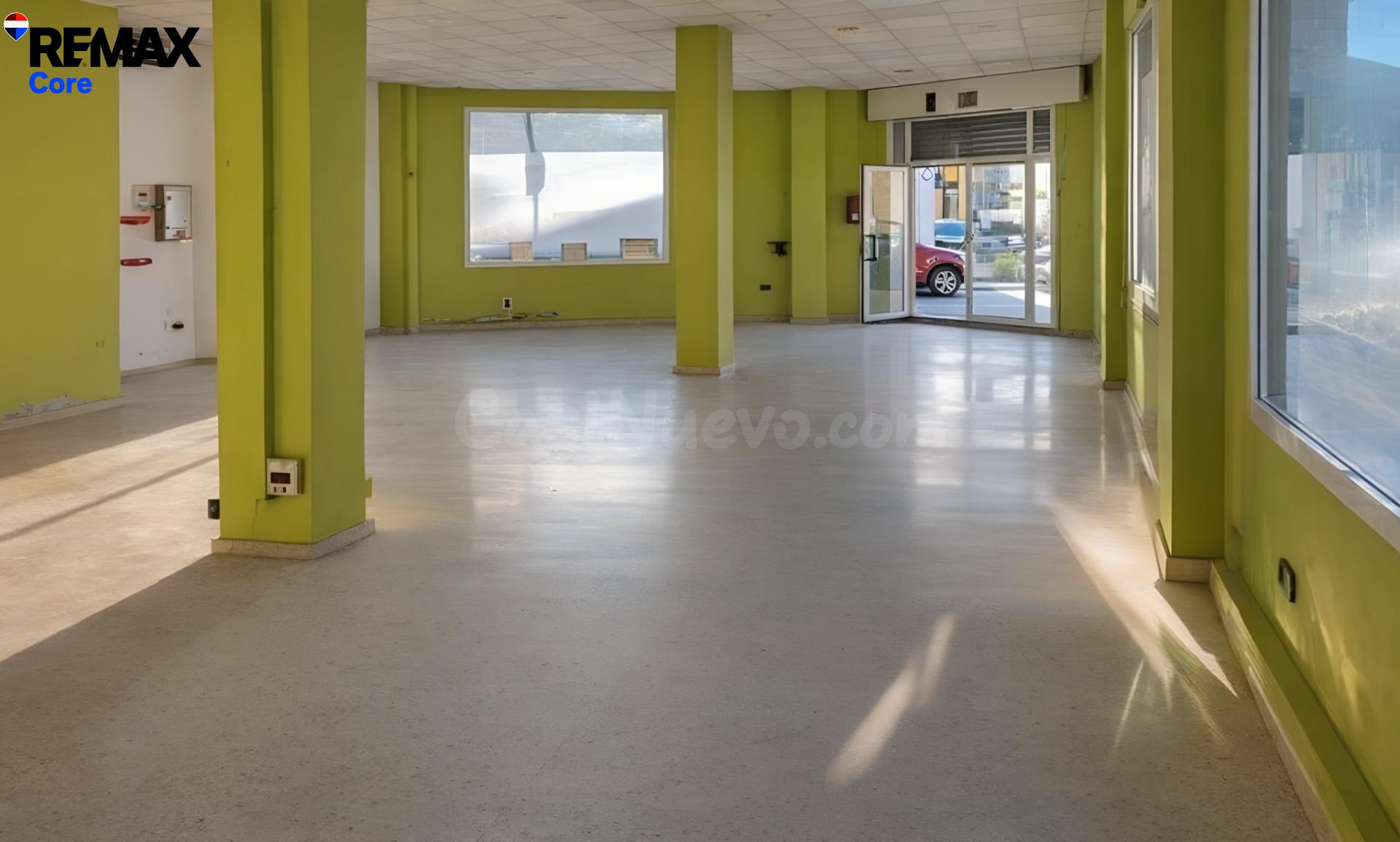 Local Comercial en Venta en Barriada de Llera, Badajoz - foto 2