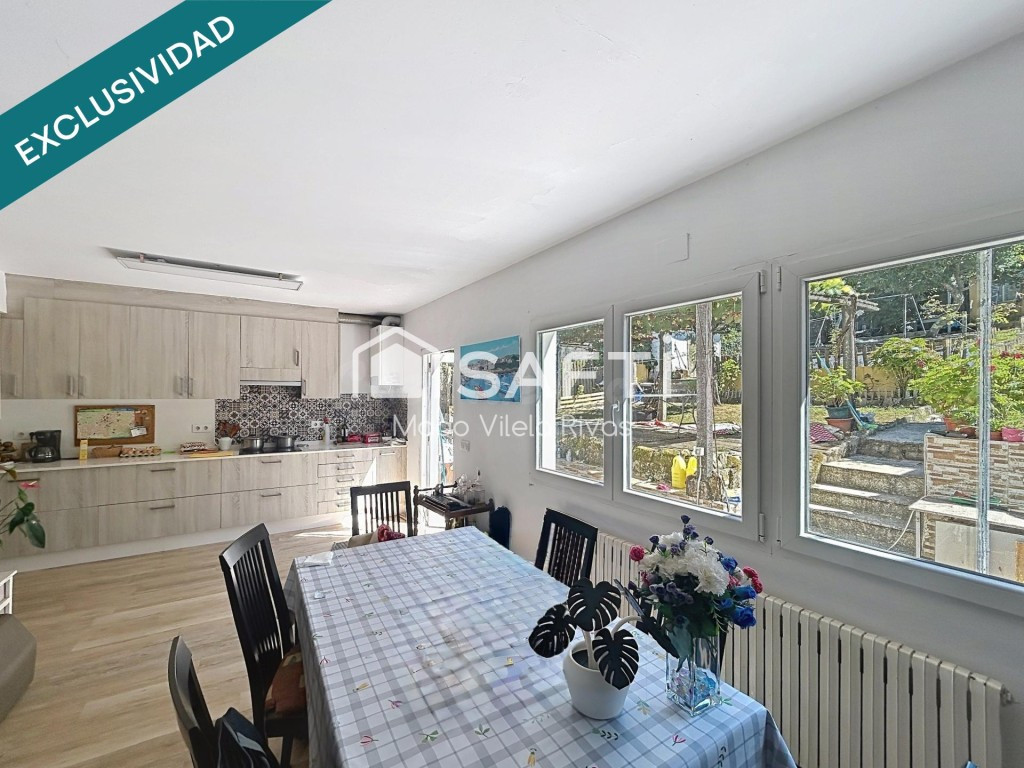Un hogar con jardín privado de 300m2 a un paseo del casco hi - foto 4