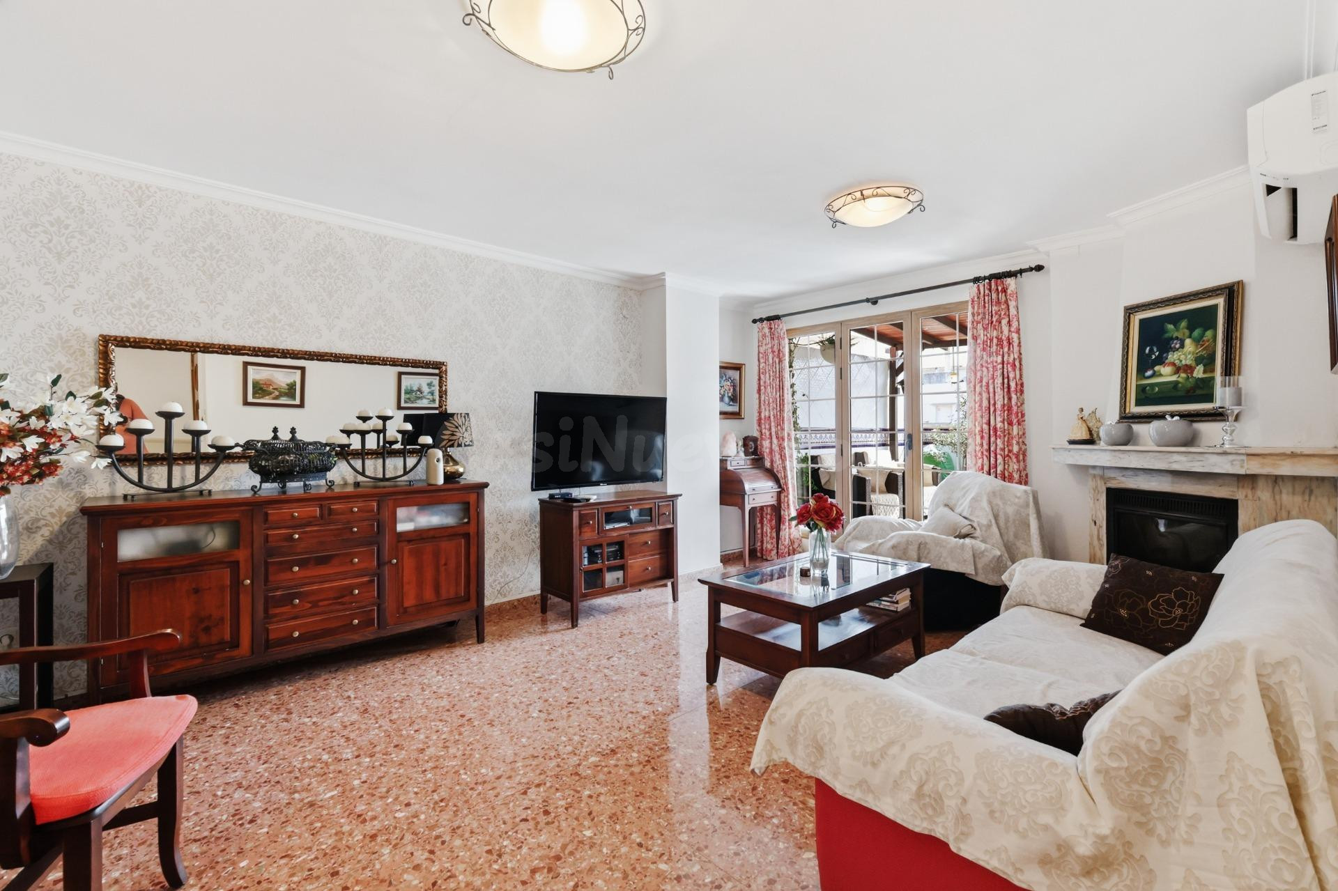 Ático de 141 m2 con espectacular terraza, garaje y trastero  - foto 3