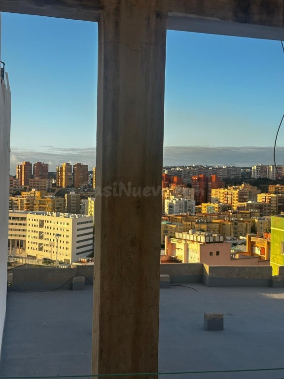 Alquiler de habitación en piso reformado de 89 m2 | 3 dormit - foto 2