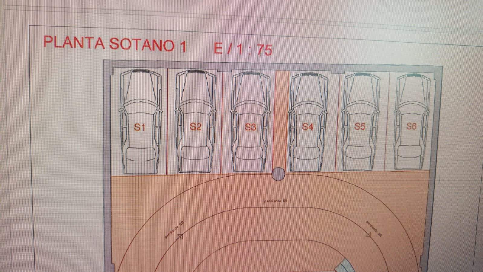 Plaza de Aparcamiento en Venta en Carolinas Bajas, Alicante  - foto 3