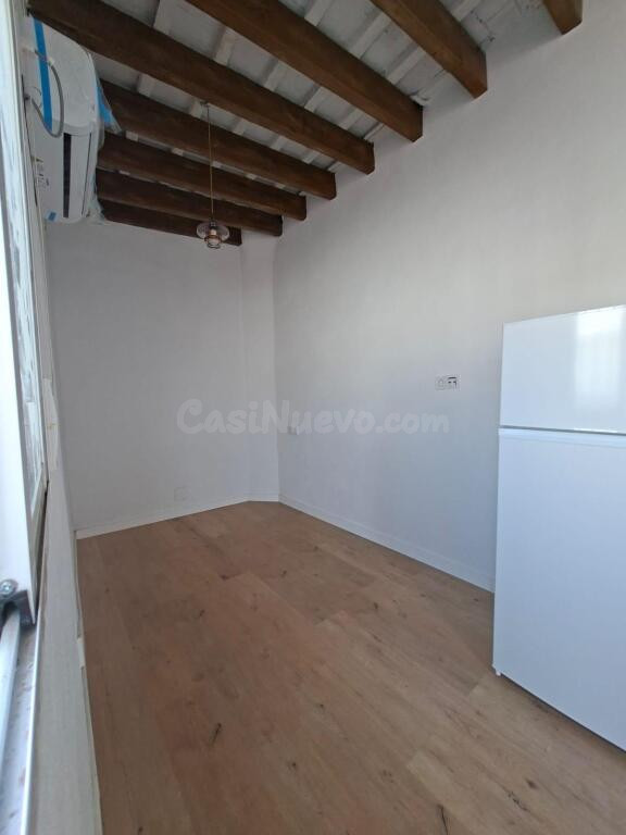 Estudio completamente reformado en el corazón de Sevilla!!! - foto 4