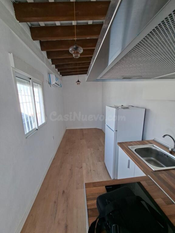 Estudio completamente reformado en el corazón de Sevilla!!! - foto 5