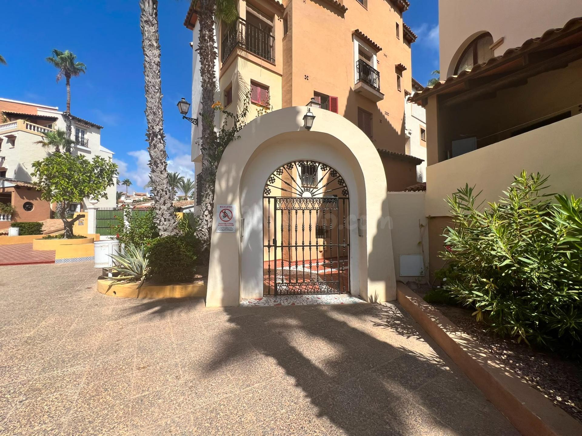 ALDEA DEL MAR TORREVIEJA CON GARAJE - foto 4