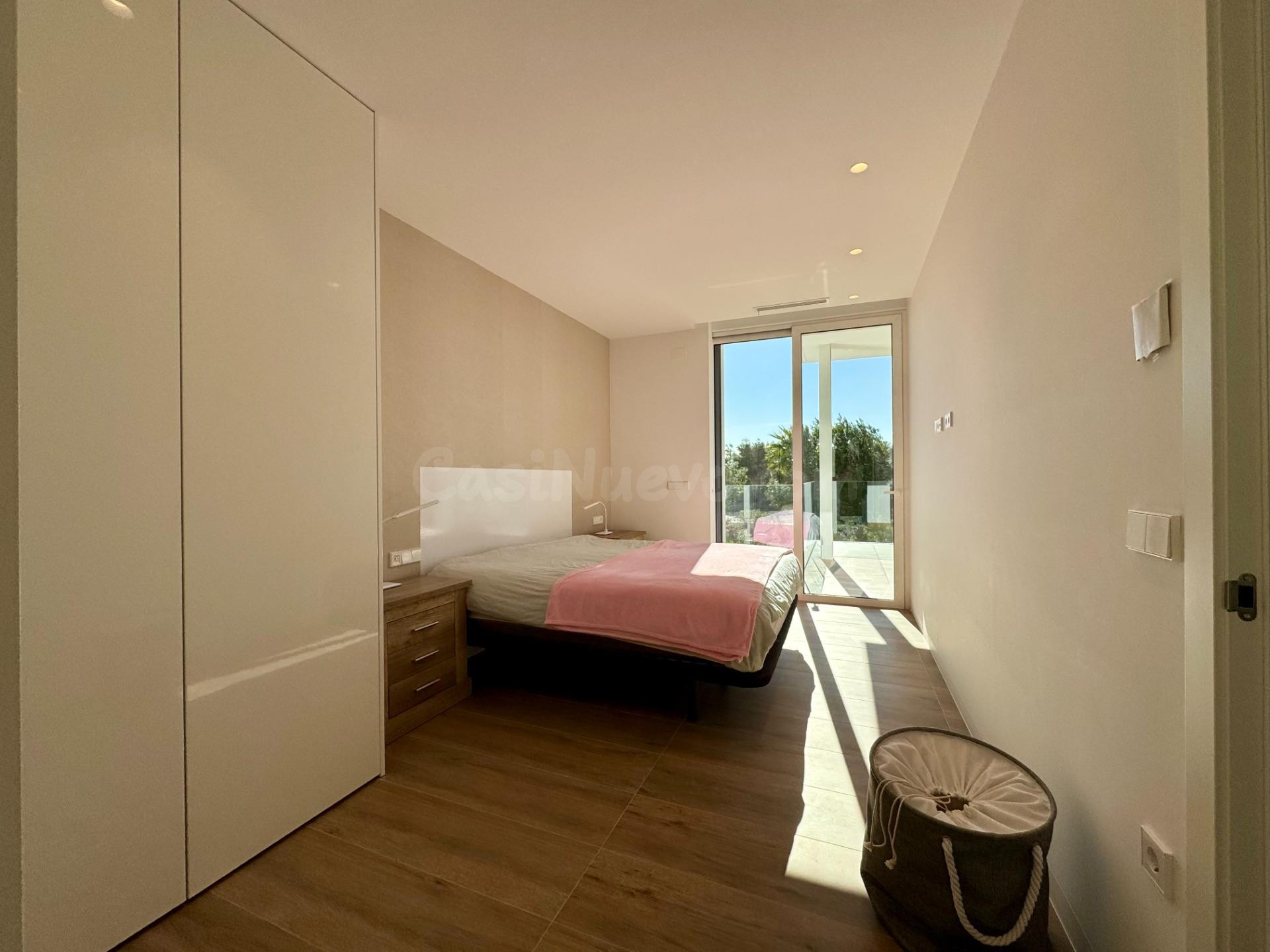 Níspero – Elegancia y vida interior-exterior - foto 4