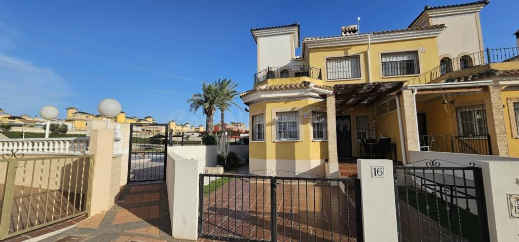 Villa 3 habitaciones 174m² en venta - Costa blanca sur
