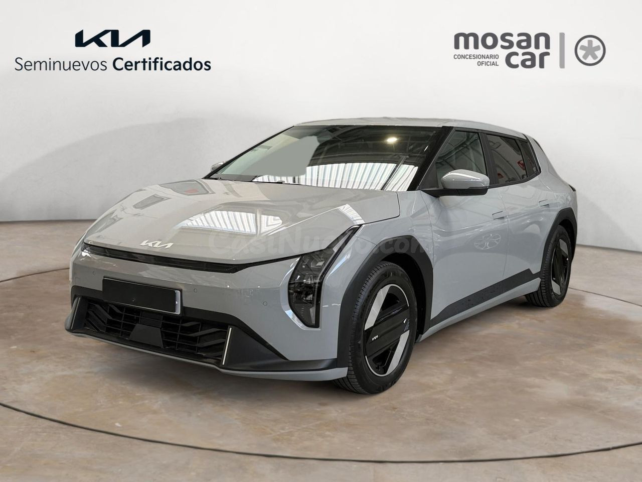 Kia EV4 EV4 BEV 81KWH 150KW 204 EARTH GPS LL17 RADAR AV AR+CAM KEYLESS Qi