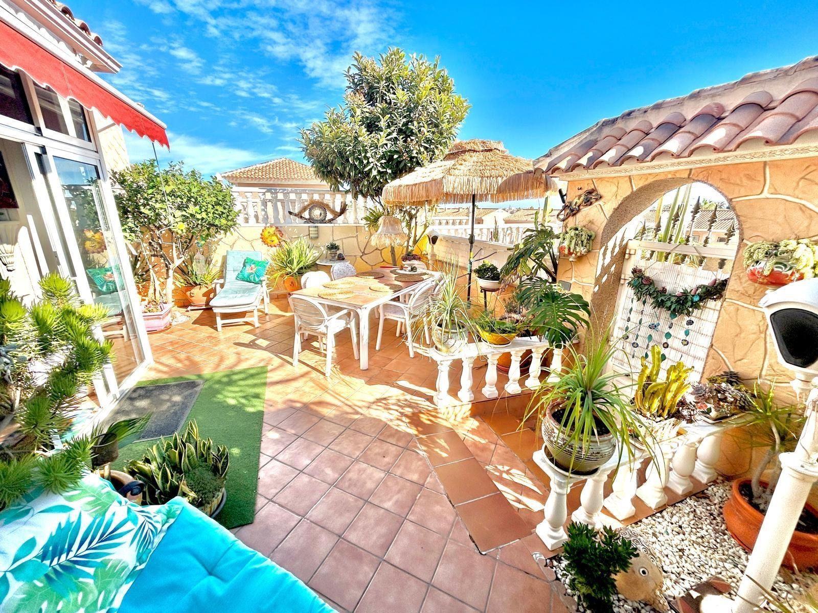 Encantadora casa independiente de estilo español con vistas  - foto 3
