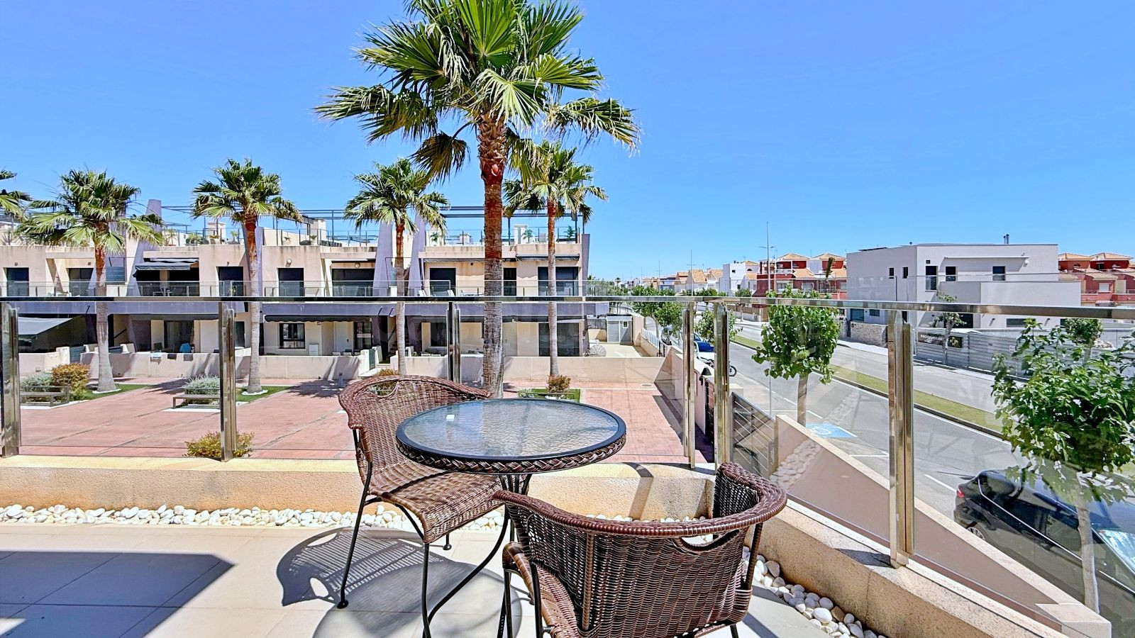 APARTAMENTO DE 3 DORMITORIOS Y 2 BAÑOS EN PILAR DE LA HORADA - foto 5
