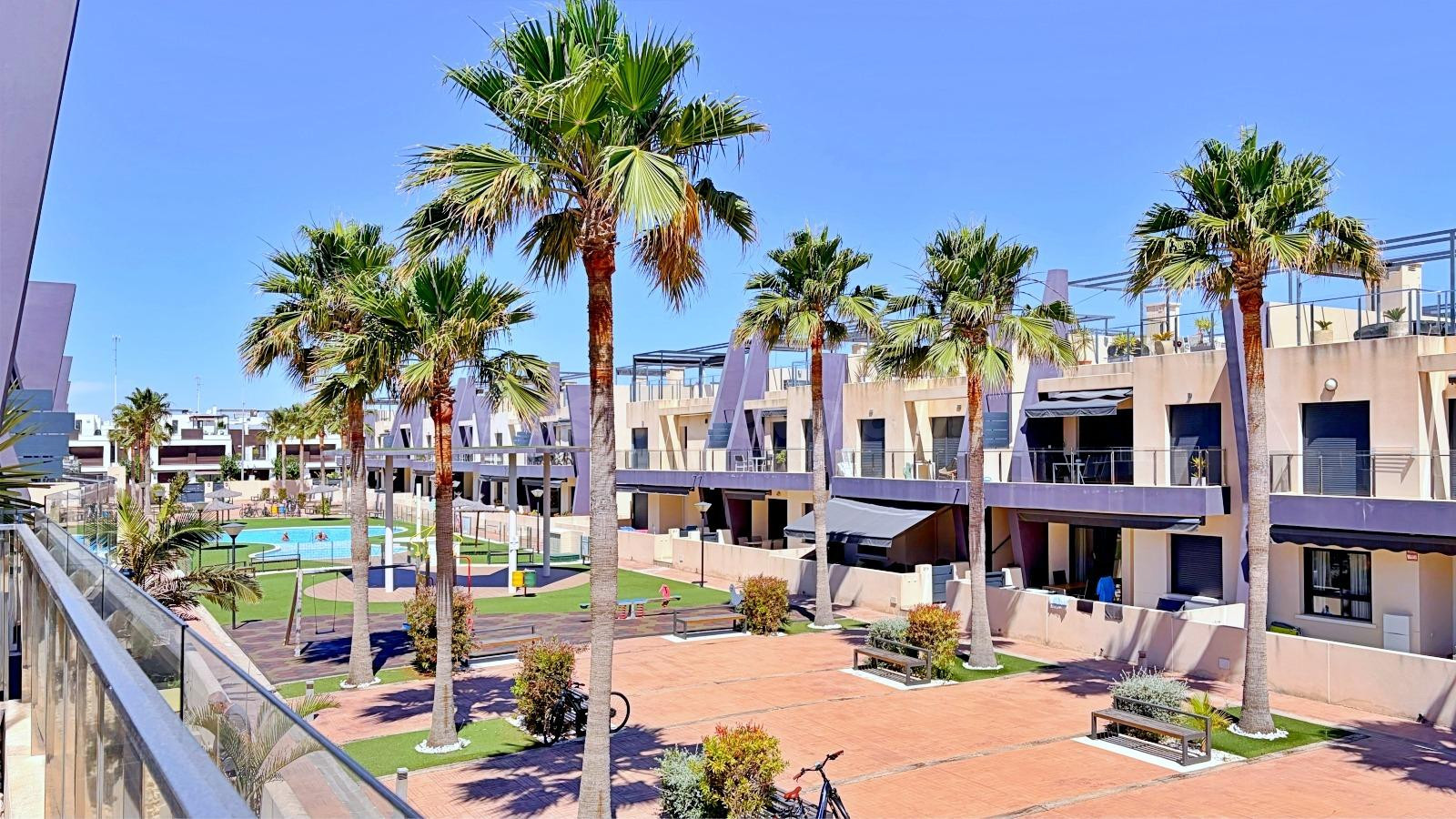 APARTAMENTO DE 3 DORMITORIOS 2 BAÑOS EN PILAR DE HORADADA (P - foto 2