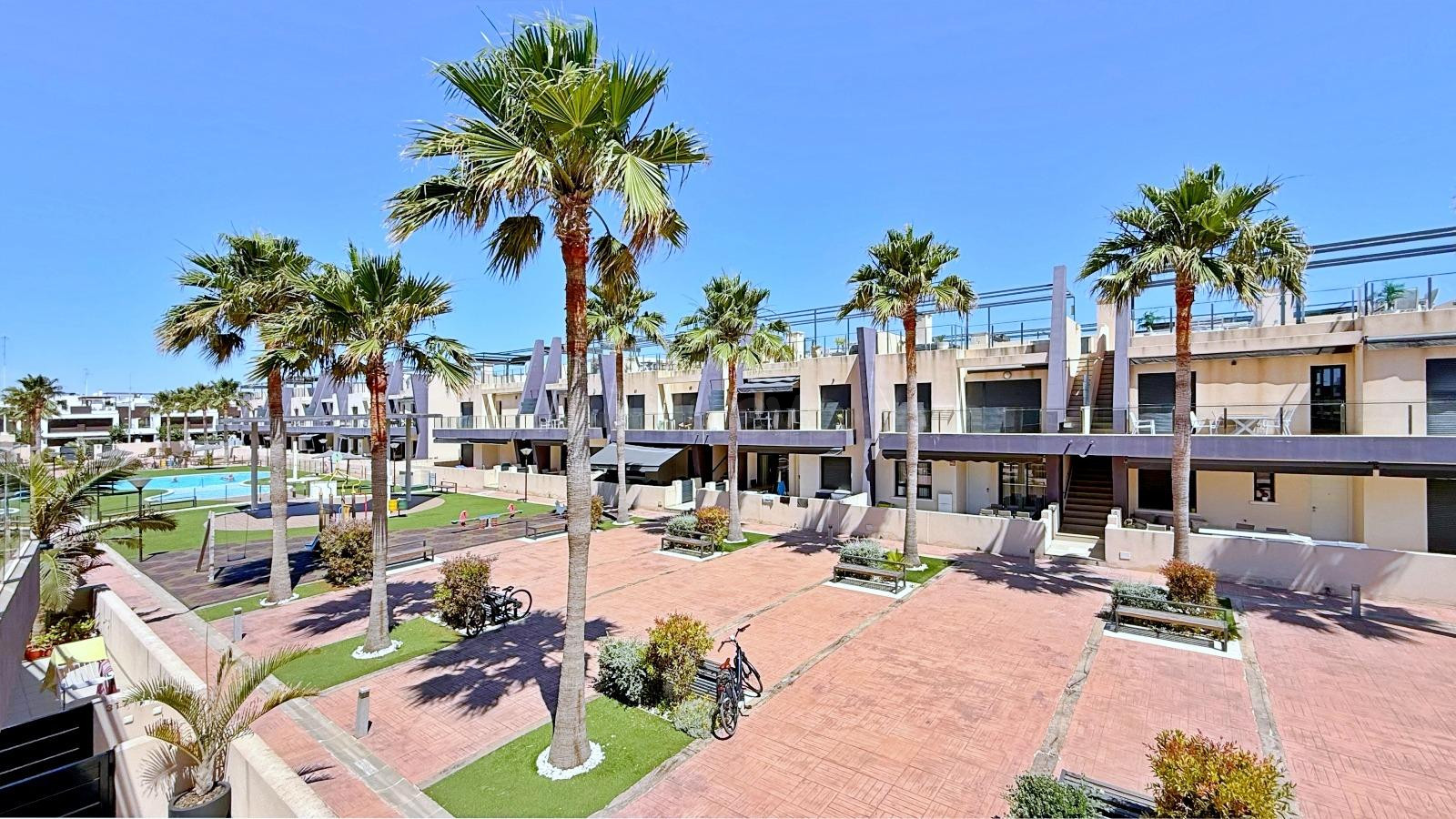 APARTAMENTO DE 3 DORMITORIOS 2 BAÑOS EN PILAR DE HORADADA (P - foto 4