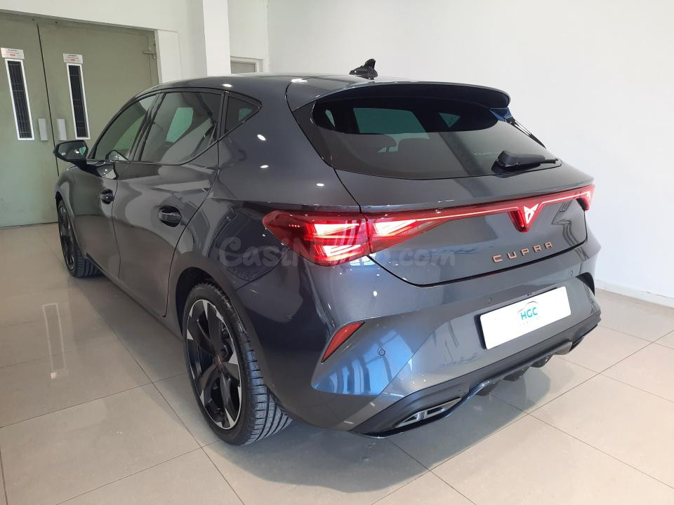 Cupra León - foto 5