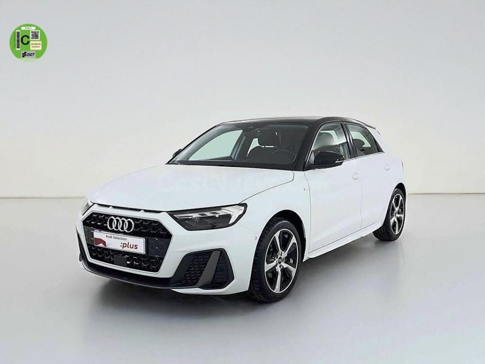 Audi A1 999 cc 116 CV manual – Granada, blanco glaciar con techo negro