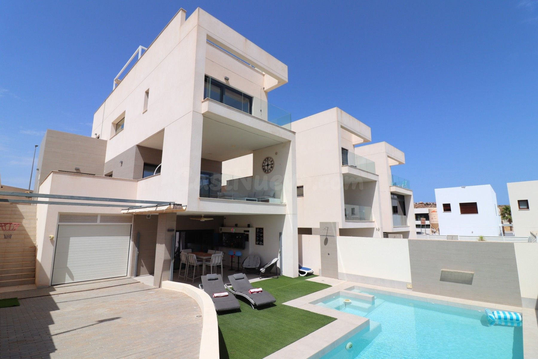 Chalet 4 habitaciones 319m² en venta - Residencial benimar - foto 2