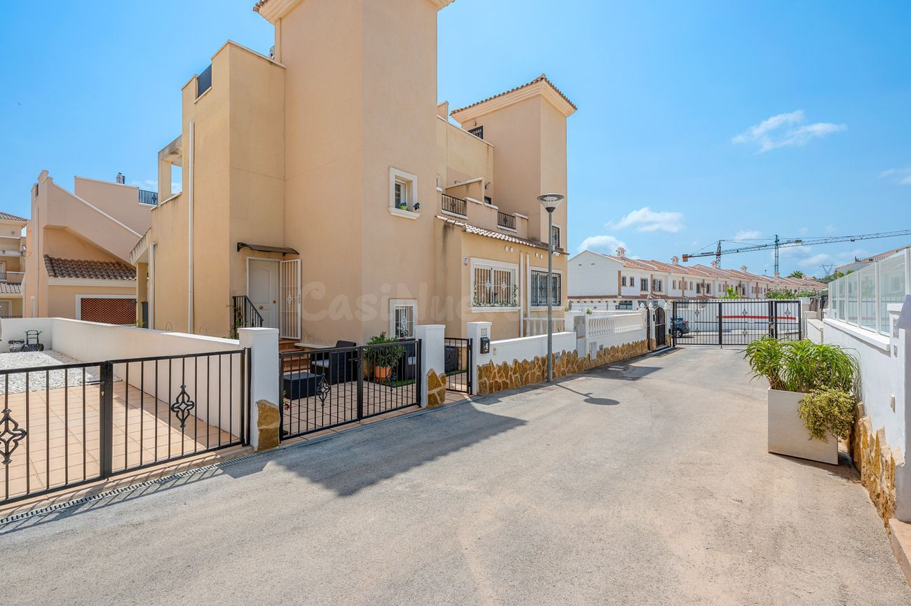 Adosado 3 habitaciones en venta - Pueblo - foto 2