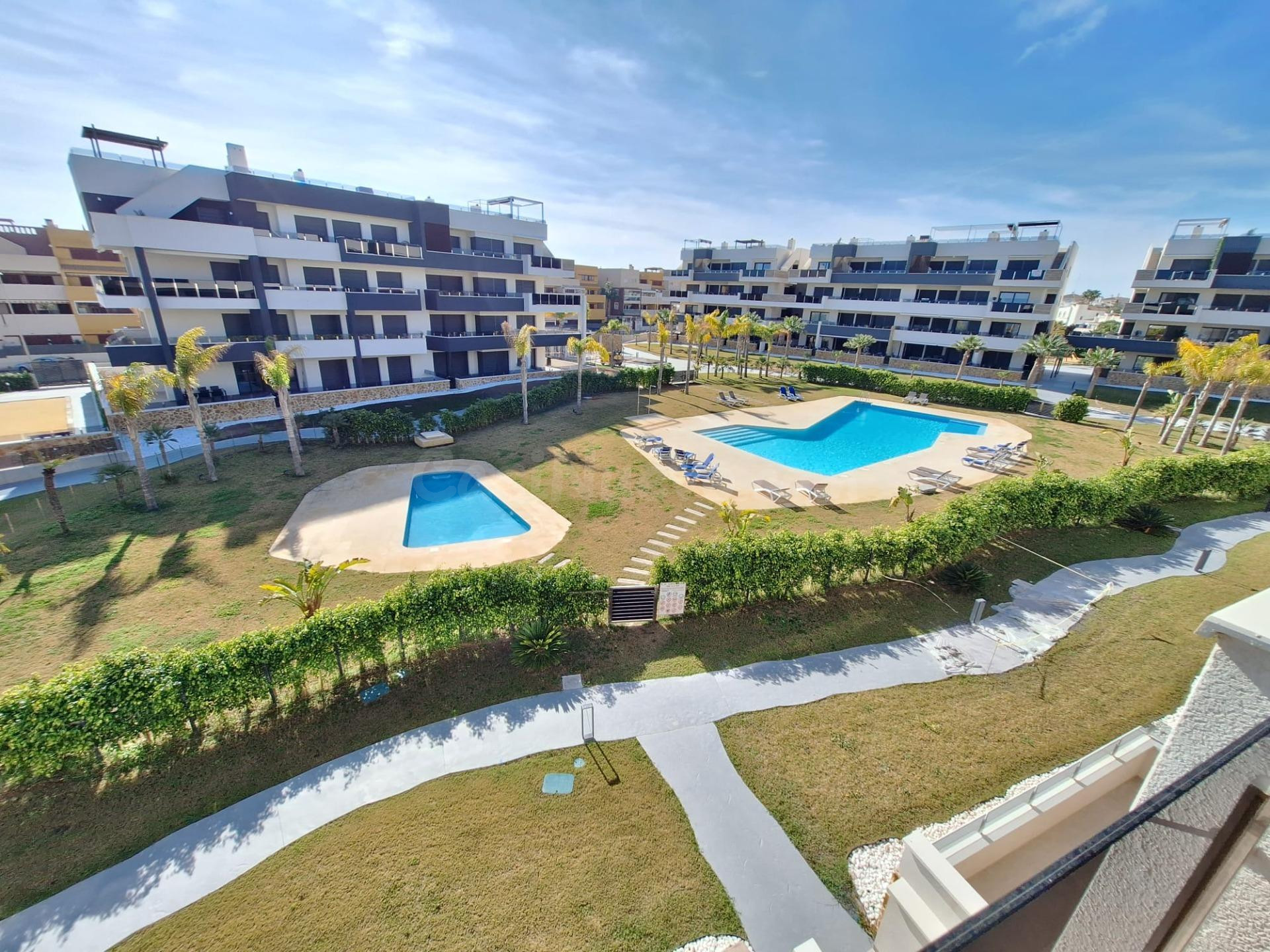 Apartamento 2 habitaciones 76m² en venta - Punta Prima - foto 2