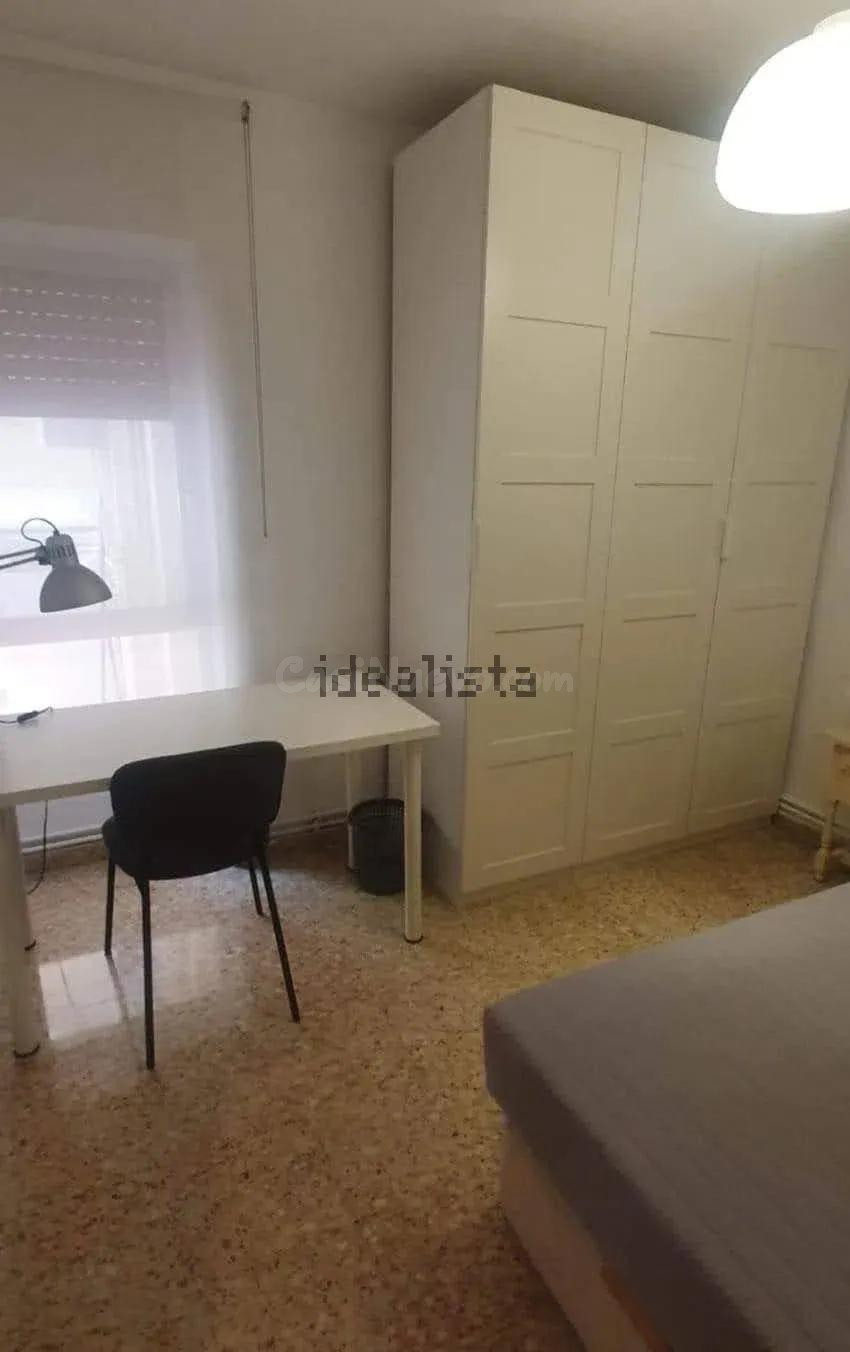 Piso 5 habitaciones 80m² en alquiler - Camins al Grau - foto 2