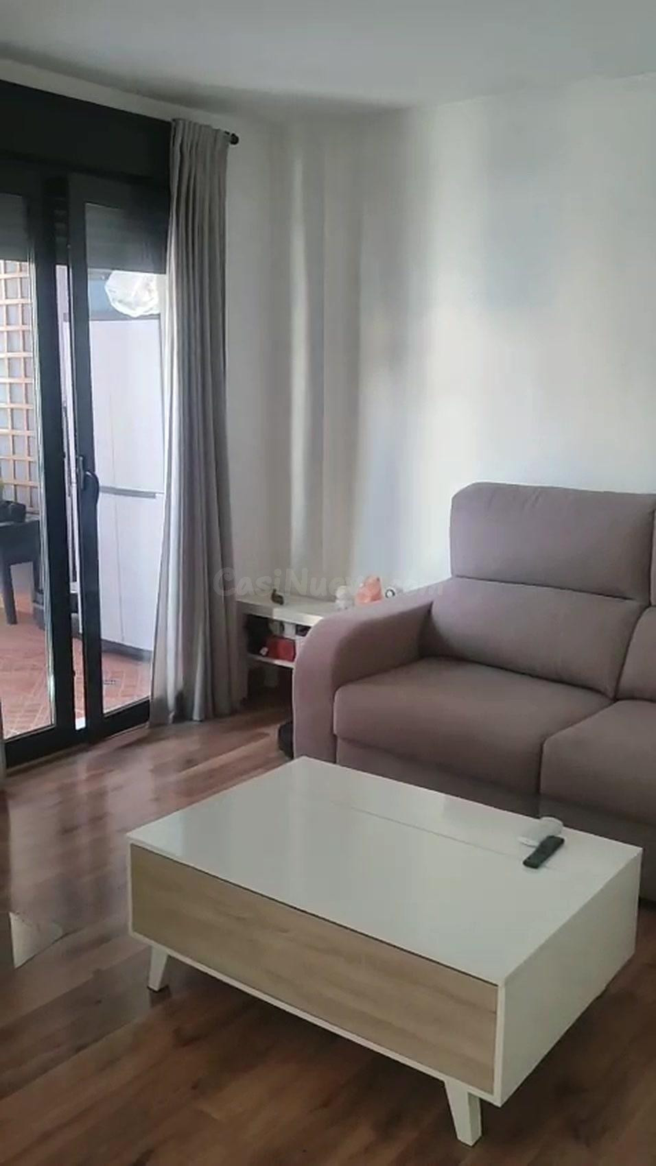 PISO REFORMADO CON TERRAZA Y ASCENSOR EN EL PARADOR - foto 2