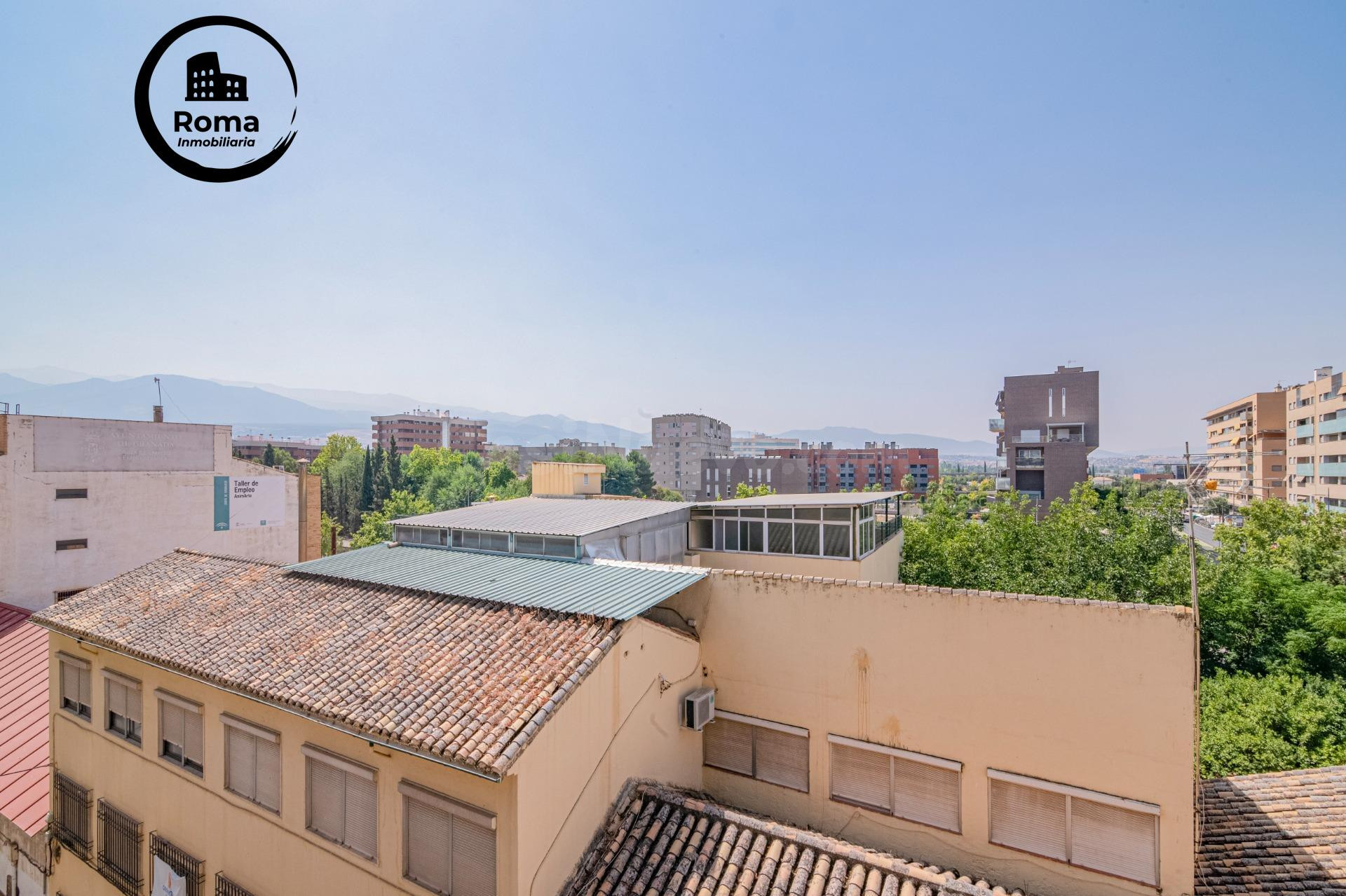 OPORTUNIDAD EN VENTA DE PISO DE 4 DORMITORIOS TOTALMENTE EXT - foto 2