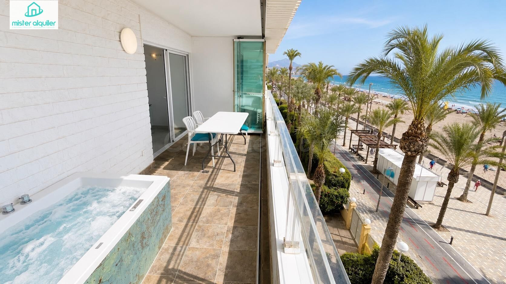 EXCLUSIVA VIVIENDA EN PRIMERA LÍNEA DE LA PLAYA DE SAN JUAN, - foto 4