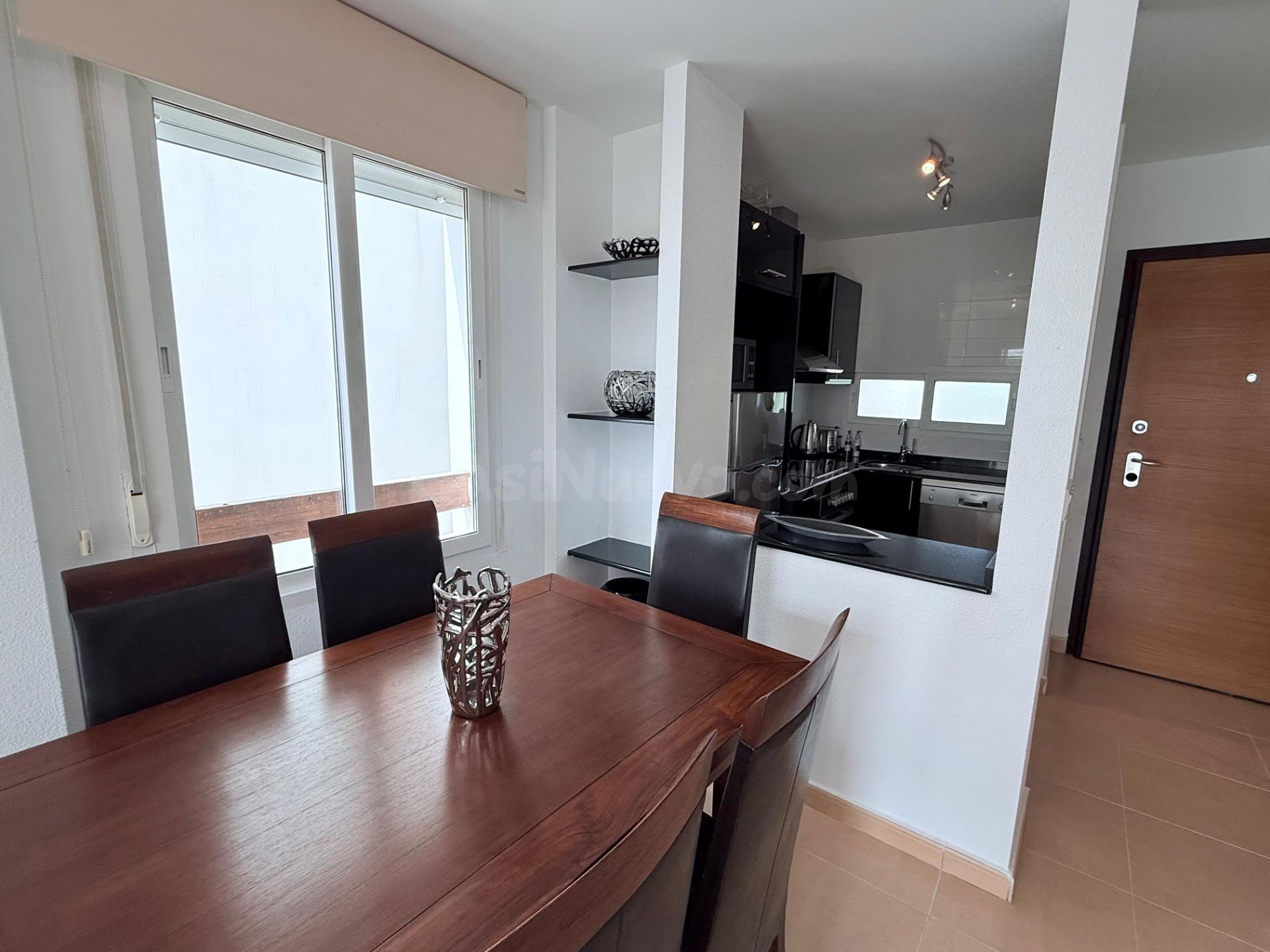 APARTAMENTO ESQUINERO DE 2 habitaciones CON VISTAS AL CAMPO  - foto 4