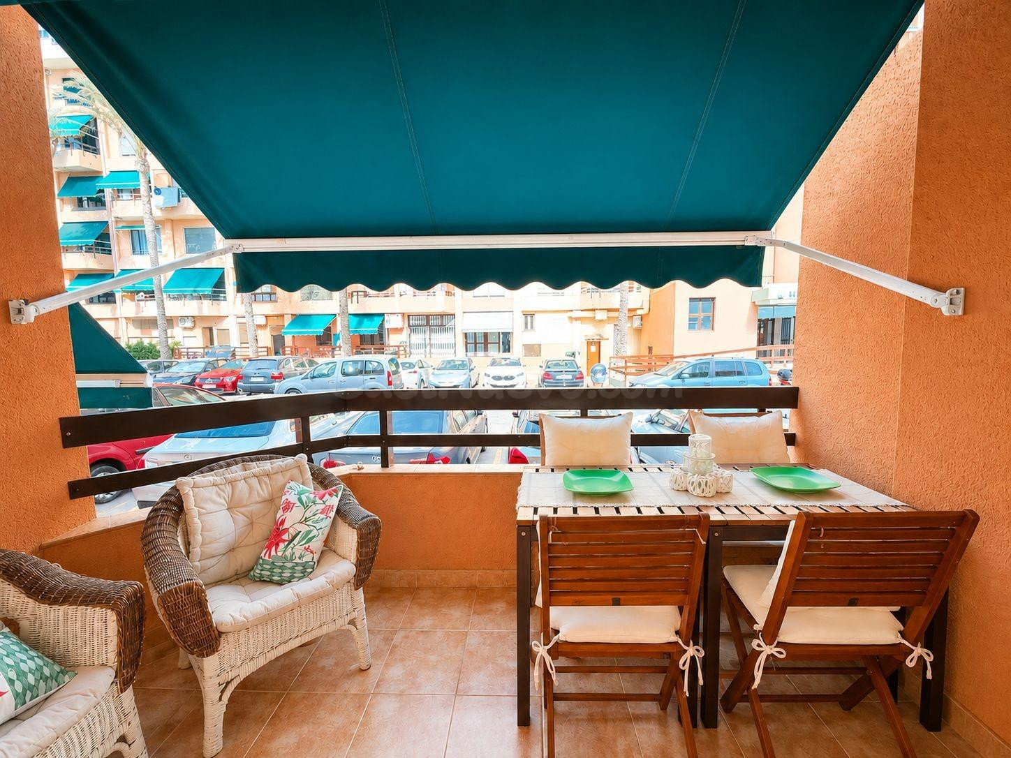Apartamento en planta baja en Urbanización Eurovosa – Edific - foto 2